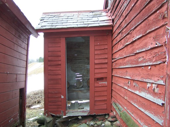 timber frame outhouse