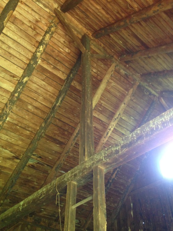 historic-timber-frame-barn_green-mountain-timber-frames